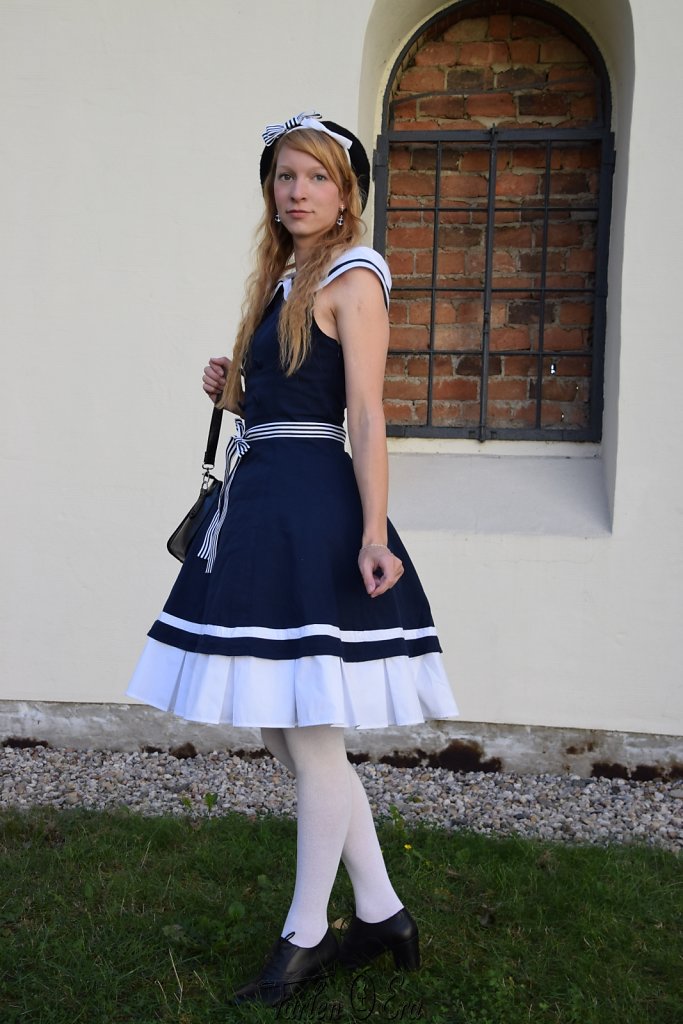 SailordressVorn.jpg
